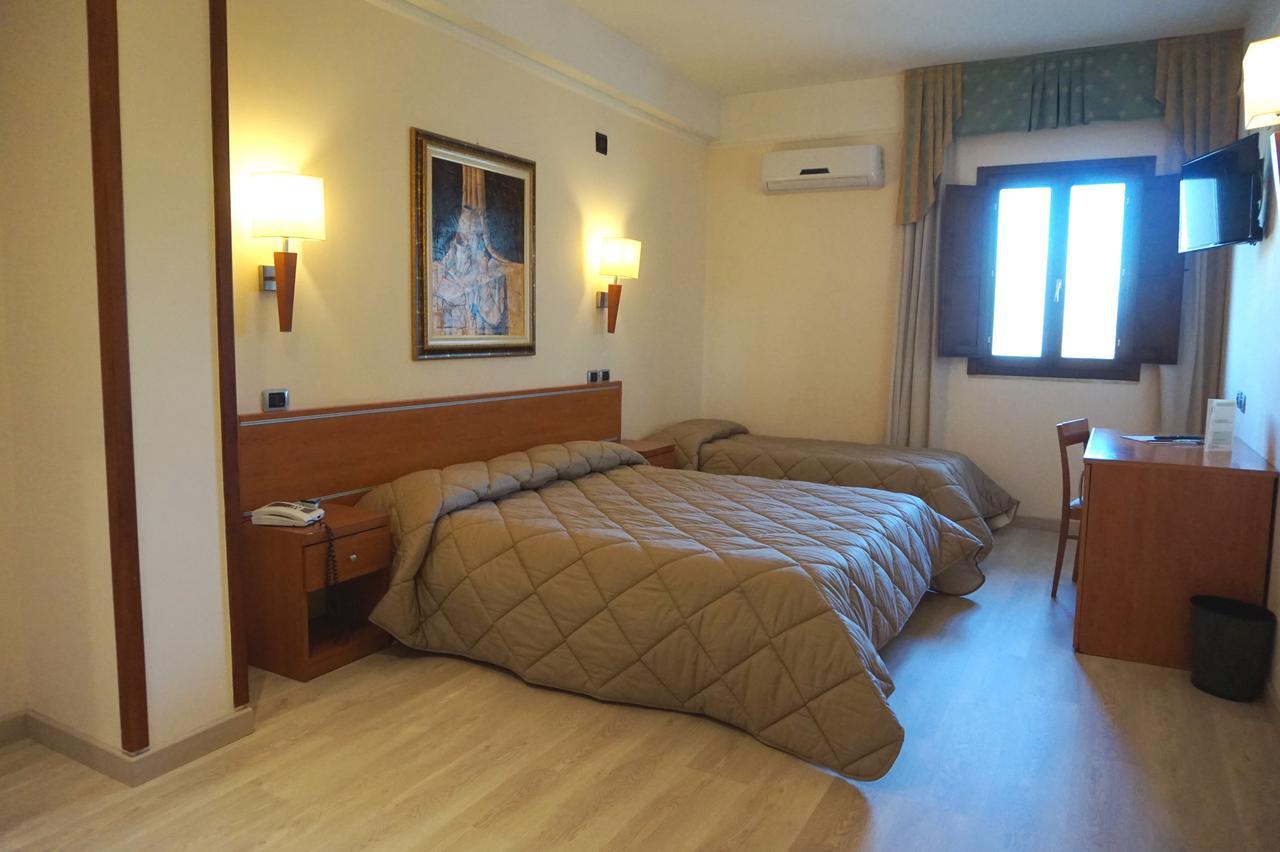 Bel Sito Hotel Due Torri Manocalzati Kültér fotó
