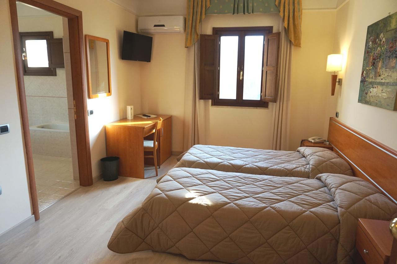 Bel Sito Hotel Due Torri Manocalzati Kültér fotó