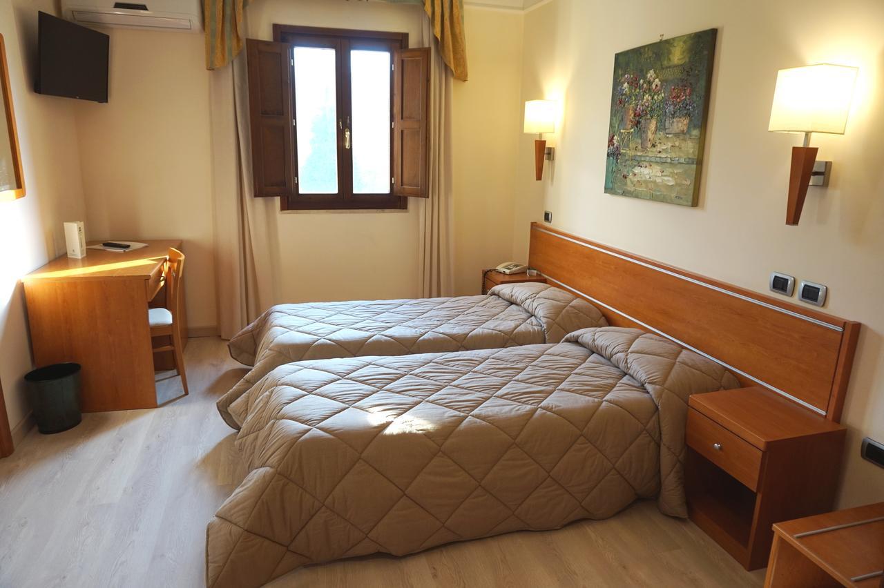 Bel Sito Hotel Due Torri Manocalzati Kültér fotó
